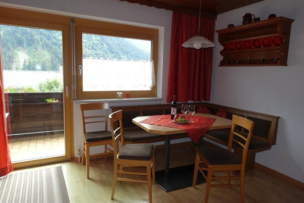 Appartamento Haus Lifinar - Carmen Juen Sankt Gallenkirch Esterno foto